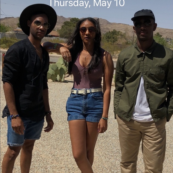 Meet your Posher, Ariel - Picture 1 of 1